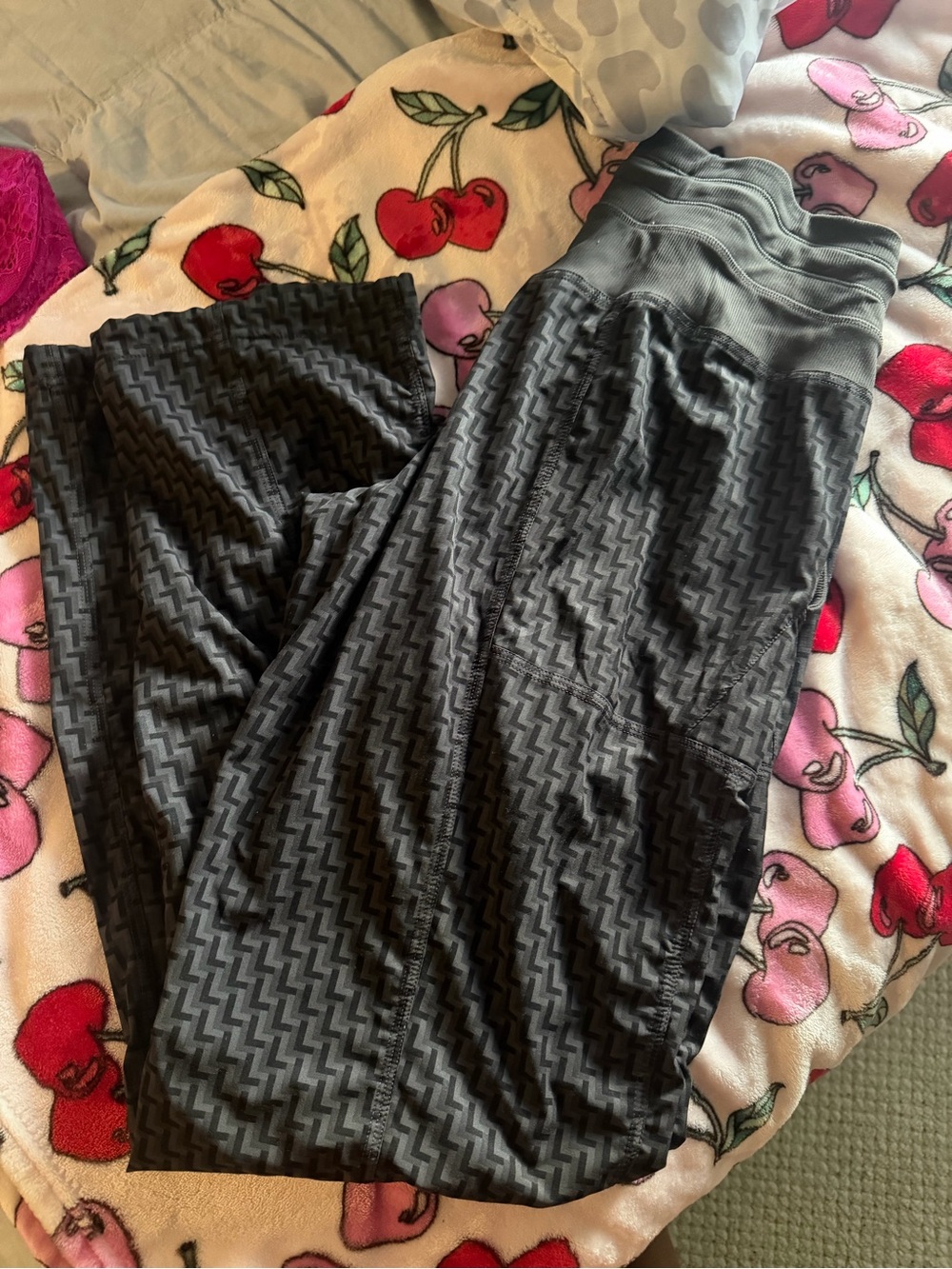 Dance Studio Mid-Rise Pant Regular - Picture 5 of 10